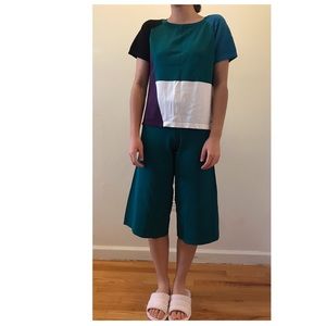 A summer knit set from United Colors of Benetton.